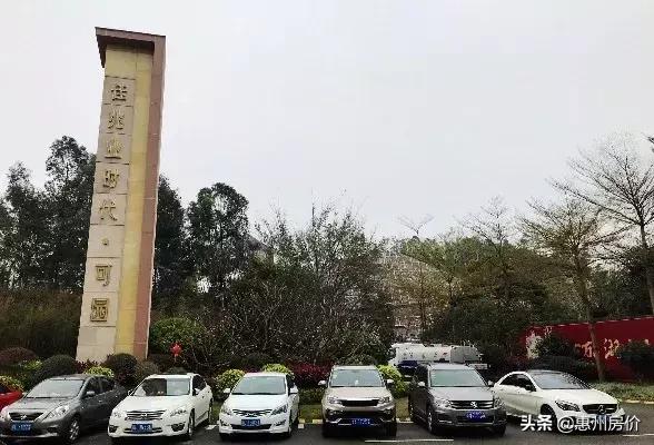 总建筑面积24000,总建筑面积26万平米