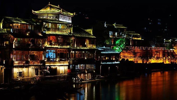 张家界旅游攻略现在张家界气温,张家界旅游攻略自由行攻略