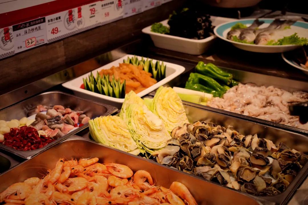 青岛好吃高端的店,青岛有什么很辣很好吃的