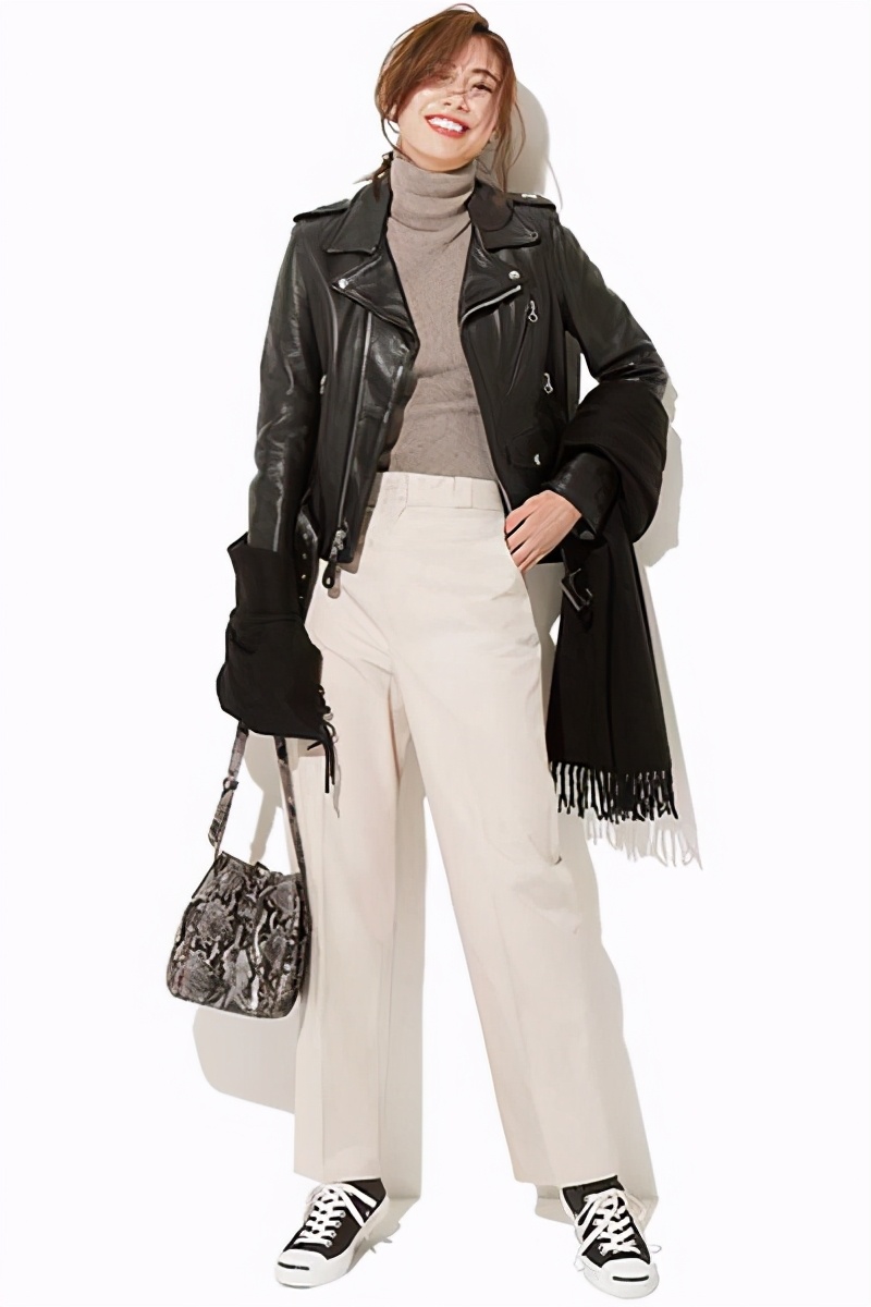 匡威鞋经典款低帮搭配,匡威经典款高帮鞋如何搭配裤子