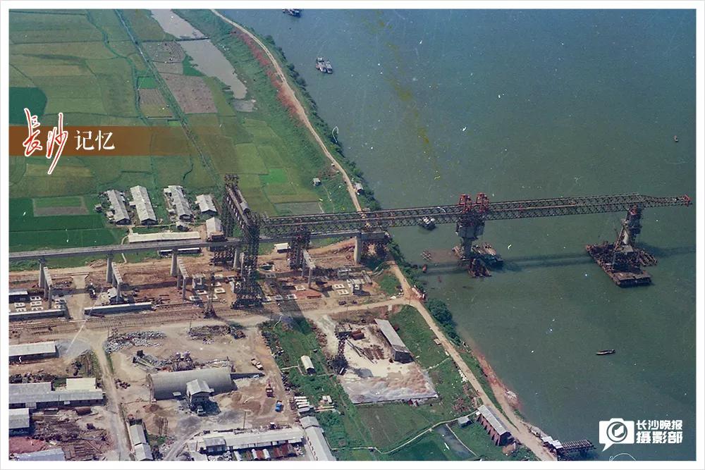 长沙月亮岛最新效果图,长沙月亮岛鸟瞰图