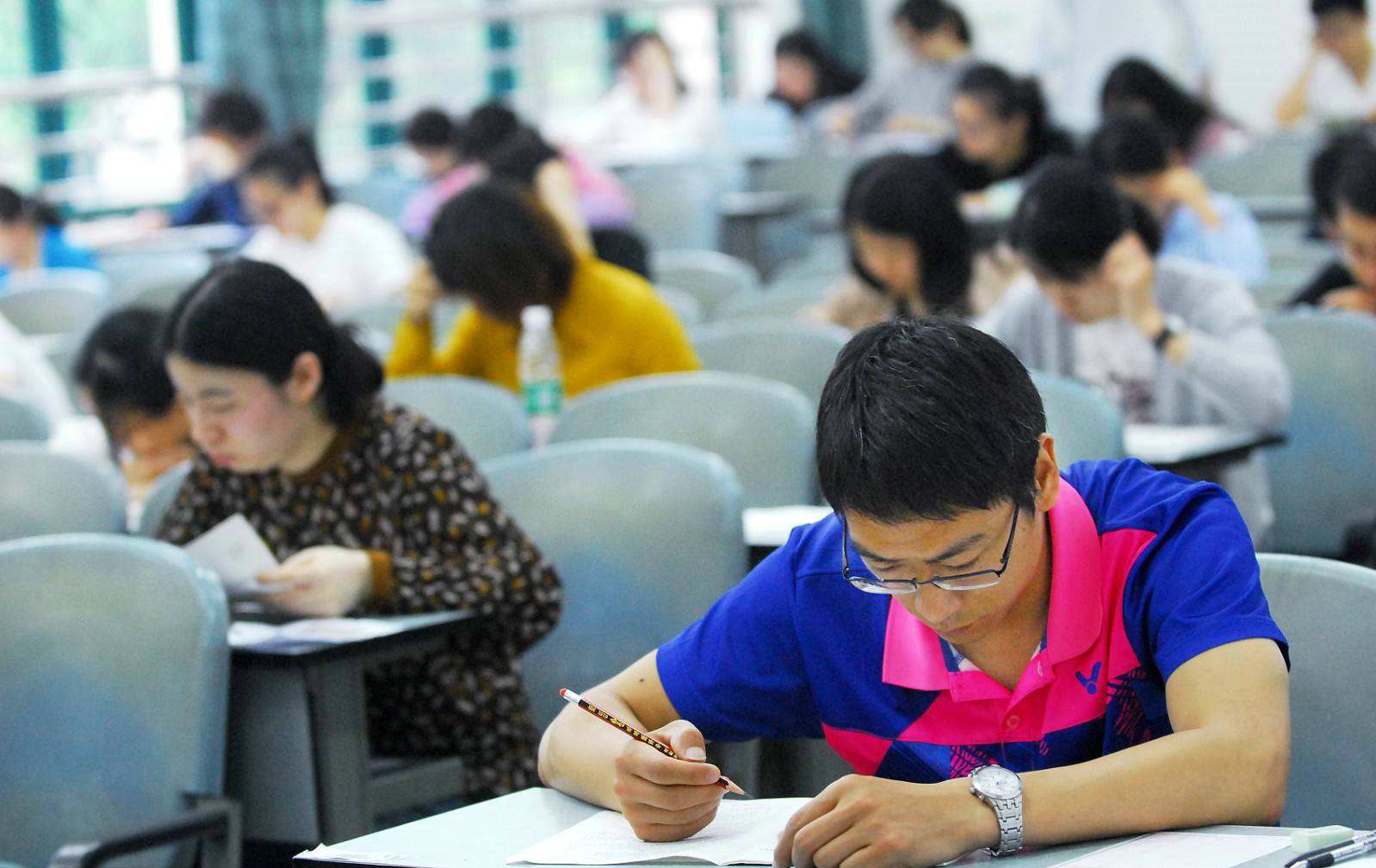 考上“专科”的新生注意了！这3件事越早明白越好，对就业有帮助