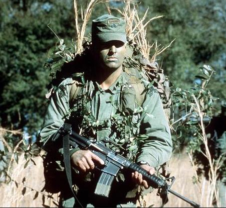 car15步枪是全自动的吗,美国产car15民用步枪