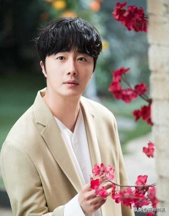 去年11月在疗养院认真服务了2年的韩国男演员丁一宇！