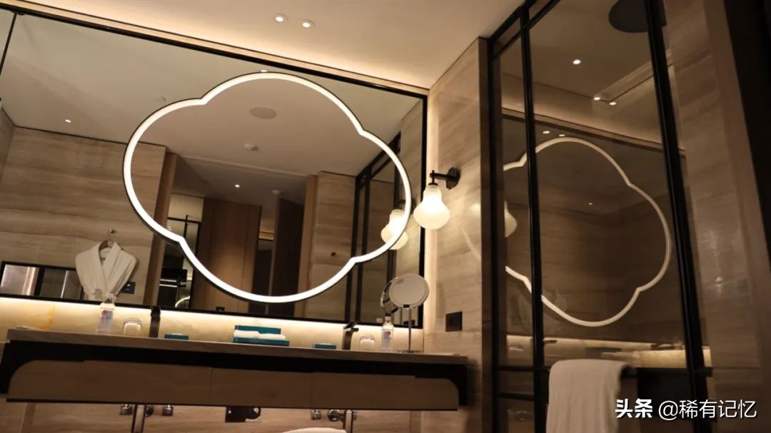 苏州顶奢酒店推荐,在苏州最高酒店住一晚是什么体验