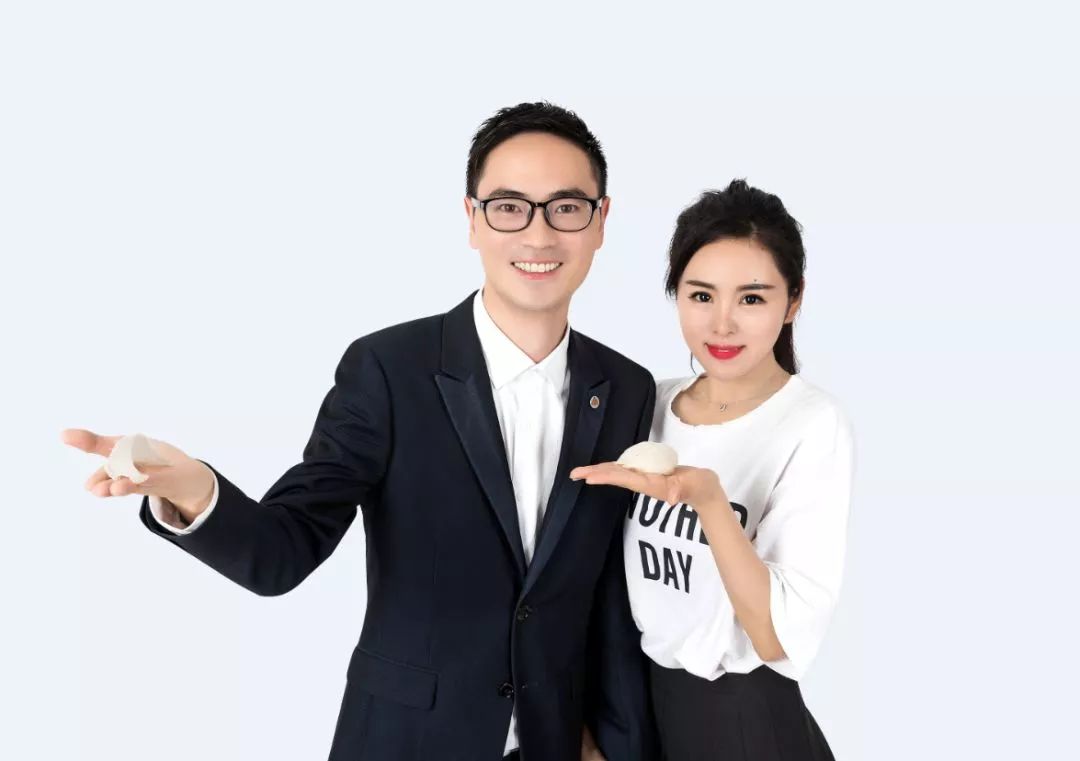 燕窝即食燕窝鲜炖燕窝,俩夫妻吃燕窝