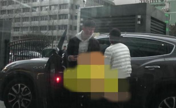 10位出轨男星的老婆与小三对比,唯一允许妻子出轨的男星