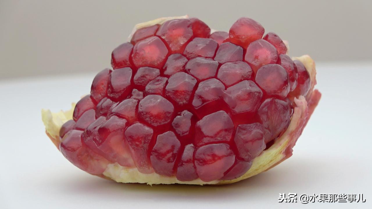 突尼斯软籽石榴什么人群不能吃,可以喝的突尼斯软籽石榴