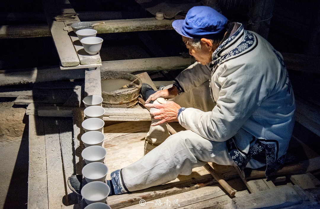宋朝时景德镇发展成为瓷都的原因,北宋兴起的江西景德镇