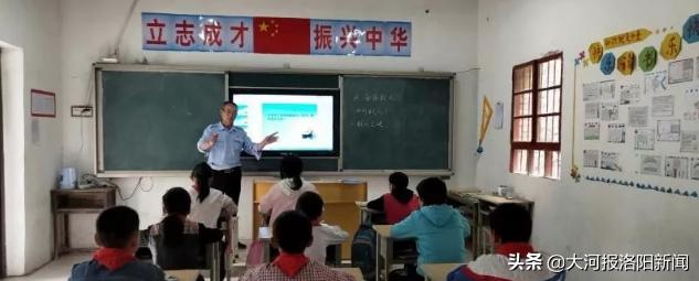 坚守教育初心争做最美教师,扎根乡村26年的最美教师事迹