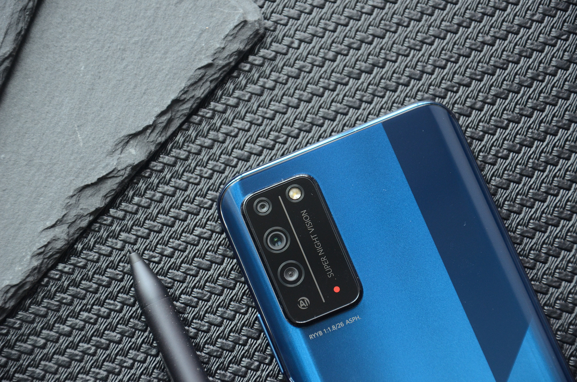 荣耀x10到底有多香上手亲测告诉你,荣耀x10目前使用怎么样