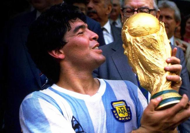 球王马拉多纳职业生涯事迹,球王马拉多纳经历
