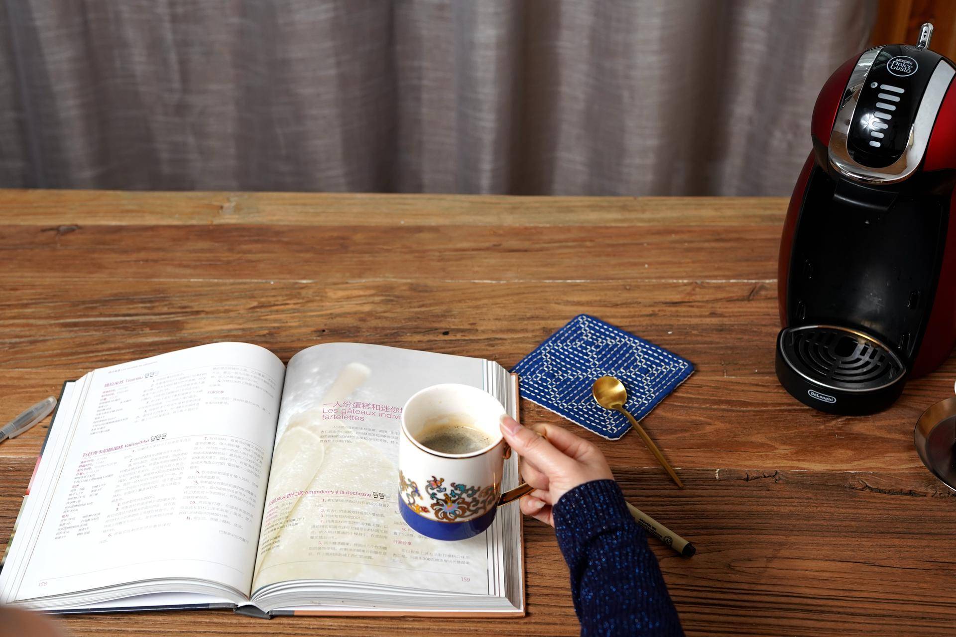 雀巢多趣酷小企鹅咖啡机使用方法,雀巢小企鹅胶囊咖啡机使用说明