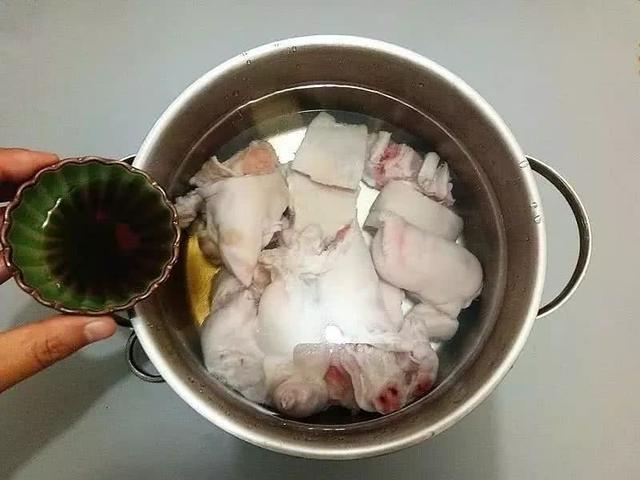 猪蹄高压锅炖30分钟能烂吗,猪蹄炖不烂教你两个技巧