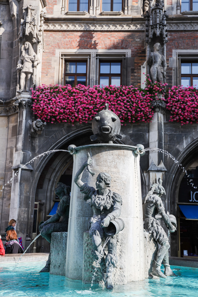 慕尼黑玛丽恩广场旅行,慕尼黑玛利亚广场日默瓦店