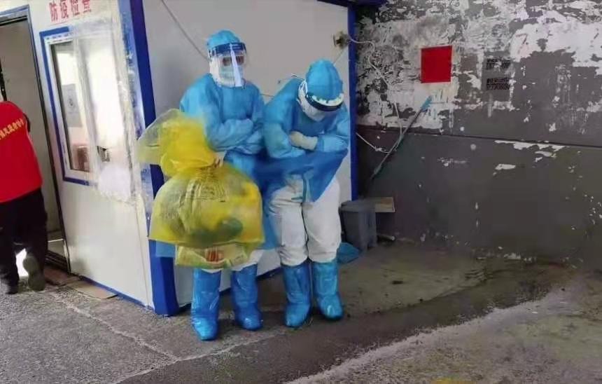 如何培养孩子发现美，感受美，创造美