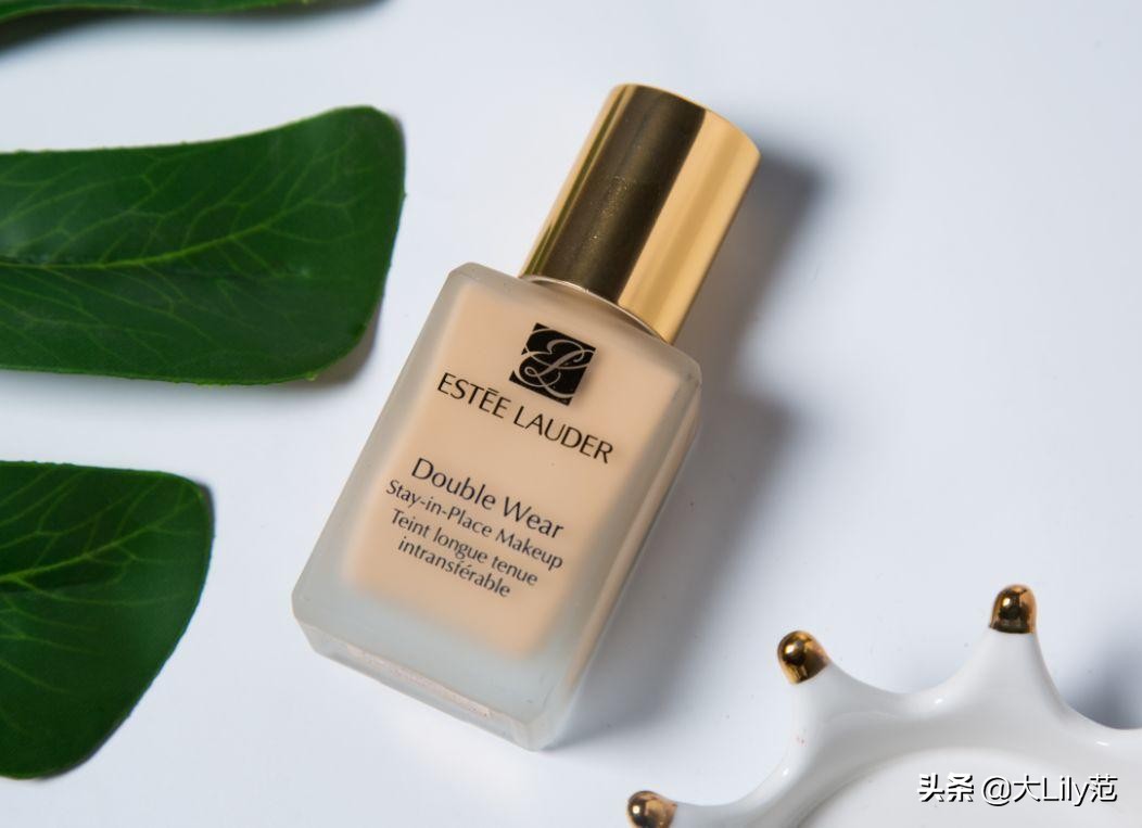 哪种大牌粉底液持妆效果好,怎样选粉底液适合自己的皮肤