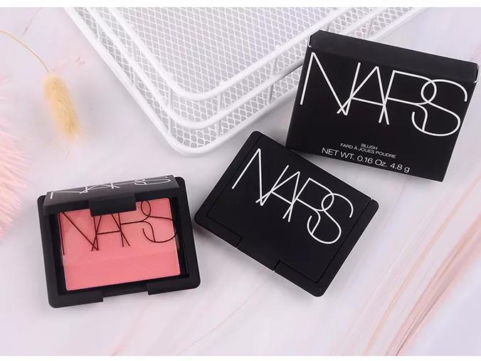 腮红可以让脸颊饱满吗,腮红能遮泪沟么