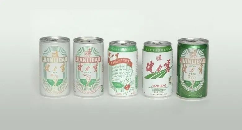 宏宝莱荔枝味和凤梨味哪个好喝,荔枝宏宝莱