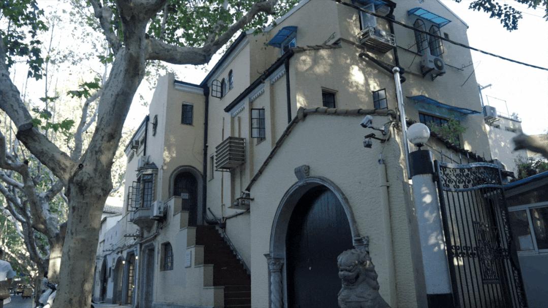 从180㎡搬到45㎡，三口之家越住越小，女儿却说现在最好