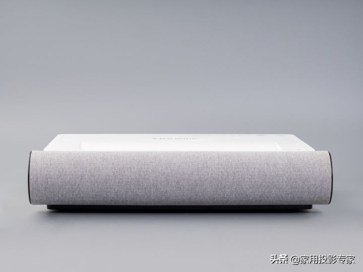 不施粉黛亦倾城面若桃花深似海,不施粉黛亦倾城