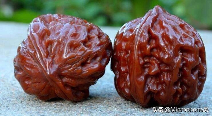 专家估价24亿的古董,180万古董被专家说是赝品