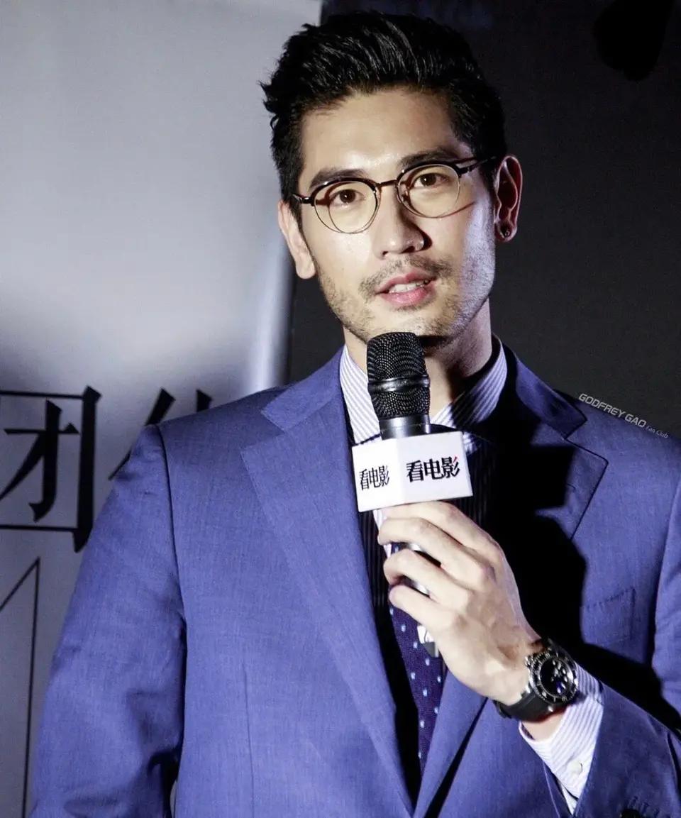 都有哪些地方悼念高以翔,为什么这么多人悼念张国荣