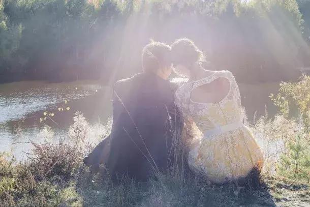 怎么对失业的老公说没事我养你,老公失业了我该如何开导他