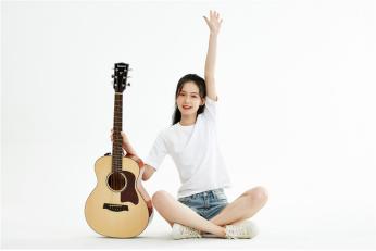 吉他新手推荐什么吉他学生党,推荐一下初学吉他