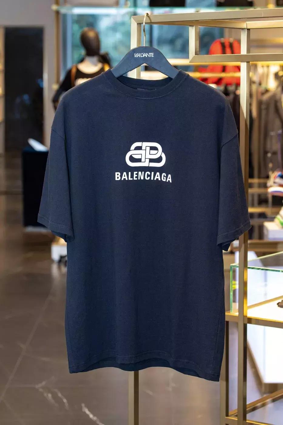 盛夏好物囤囤囤！成都这家高端百货，低至50%OFF！还有好礼相送