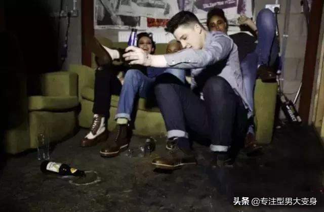 适合年轻人穿男靴,男生轻熟男靴