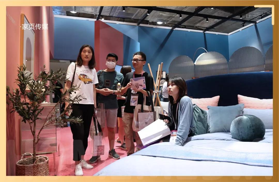 陌生男女如何共处一室？美间在2019摩登上海展给你答案