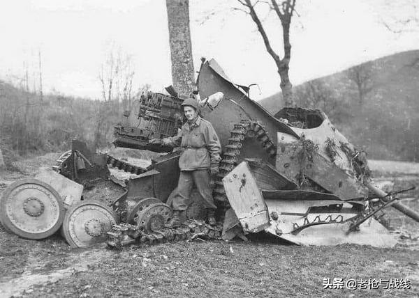 损毁的坦克,一战损失坦克装甲车