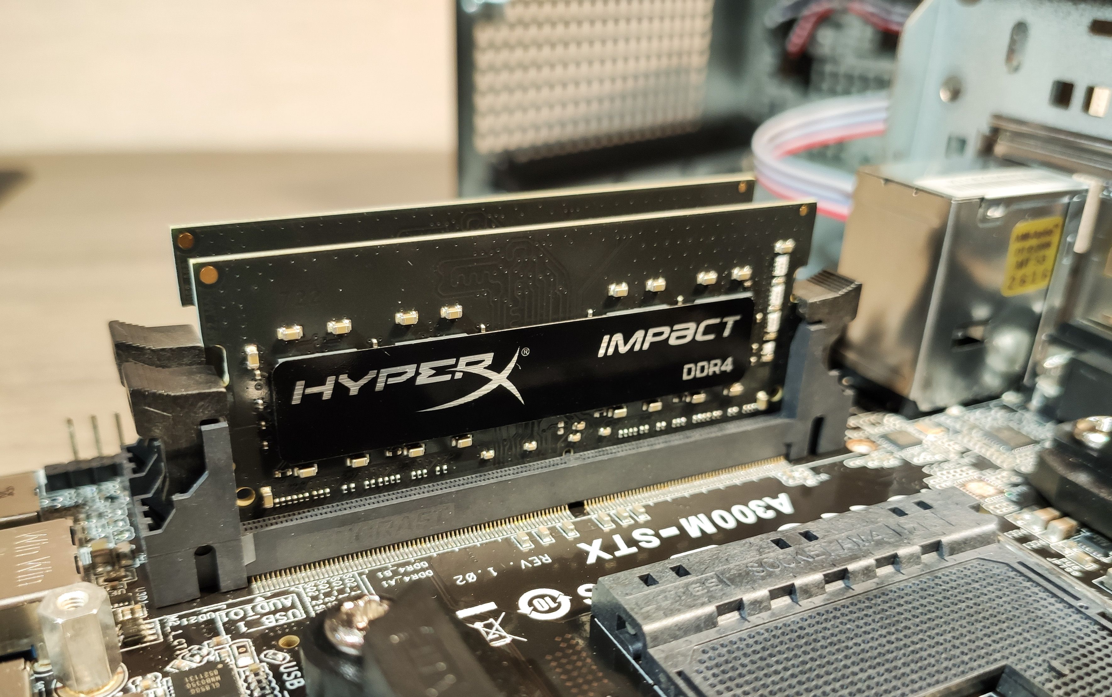 如何选购二手苹果笔记本,如何购买二手笔记本电脑最划算