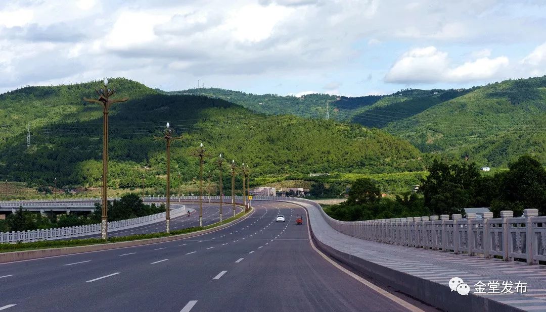 哇！比成都一环路还长6公里！金堂县城外环线全线通车