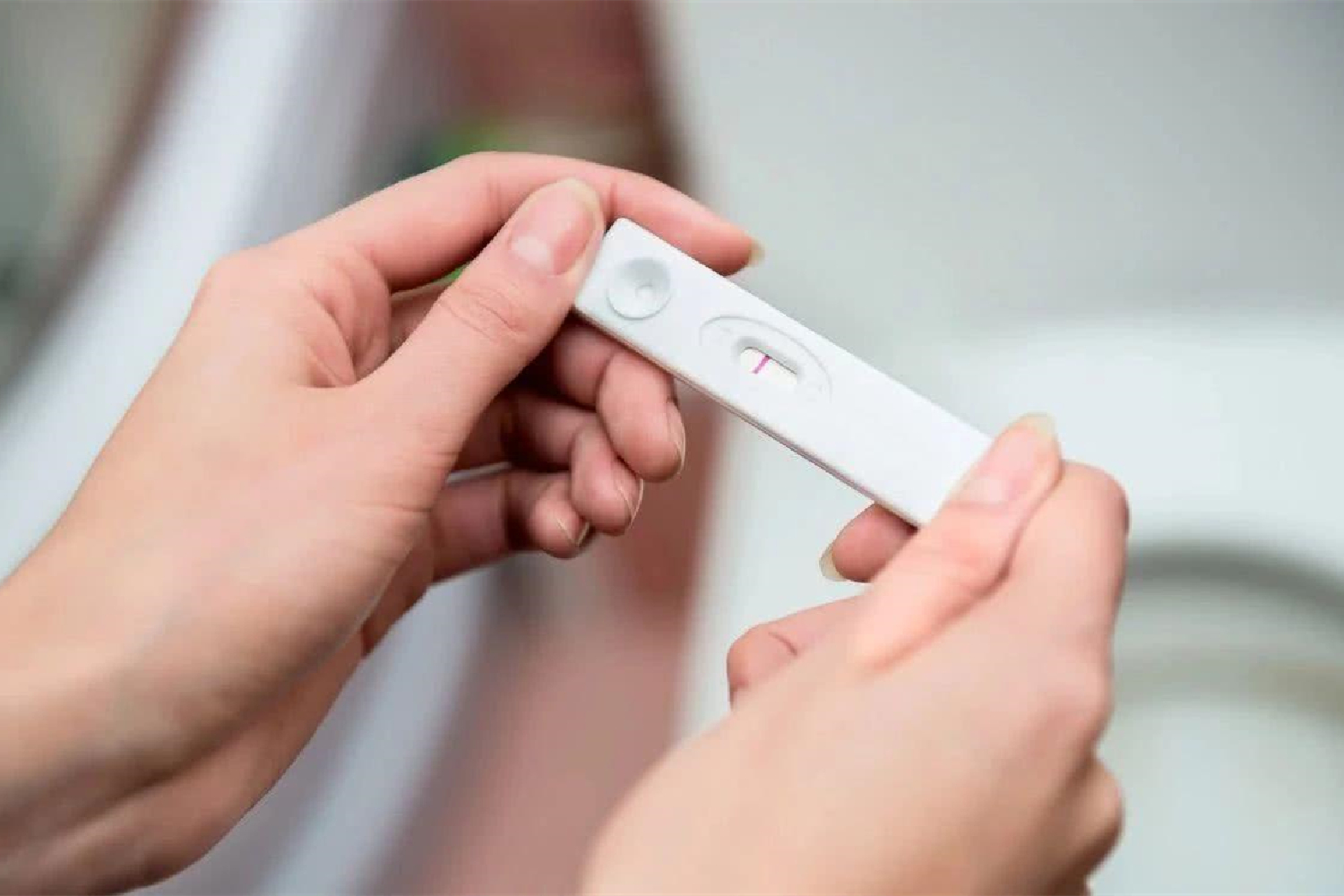 怀孕的最初身体反应1-7天,怀孕的第一个周有什么反应