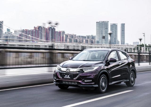 空间变态大的suv,高尔夫小钢炮和缤智