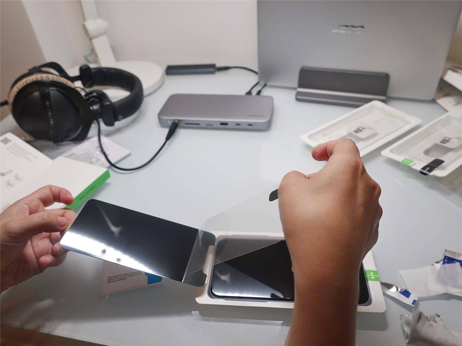 给手机贴好一张Belkin钢化膜需不需要“祖传贴膜手艺”？