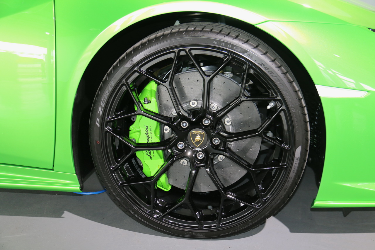 小牛飓风升级evo,飓风小牛飙车