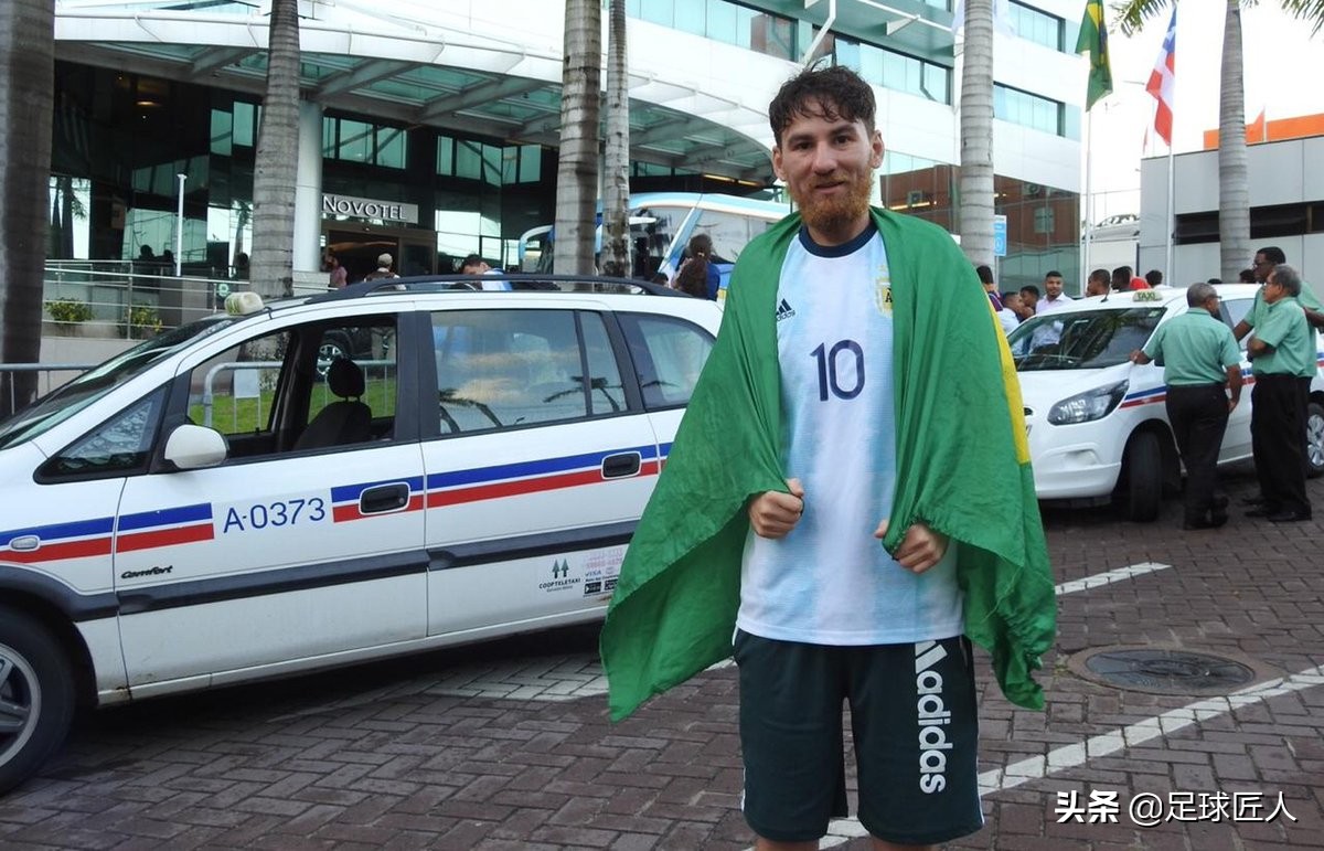 梅西新发型曝光,高仿梅西