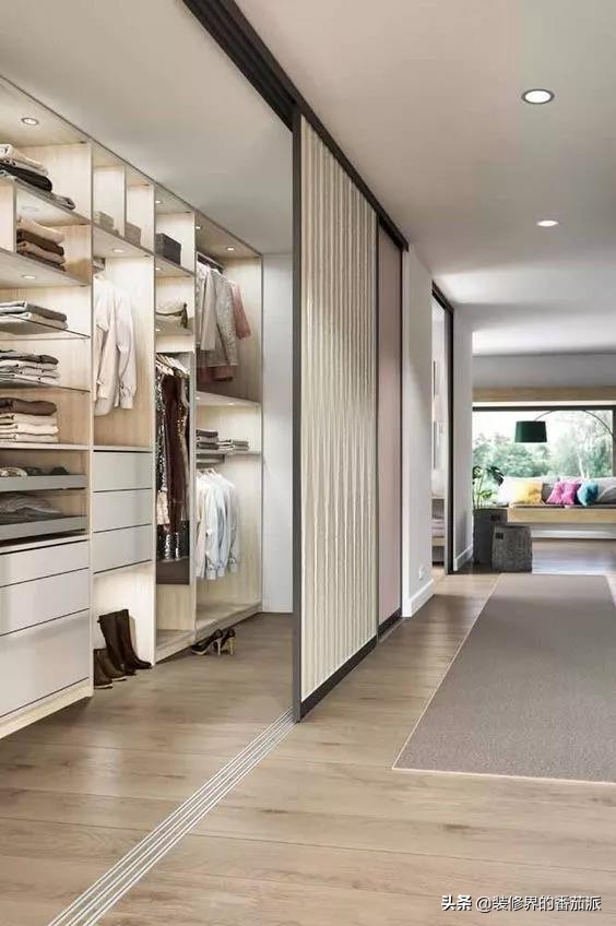 开放式衣帽间防潮怎么做,开放式衣帽间防尘帘防灰效果