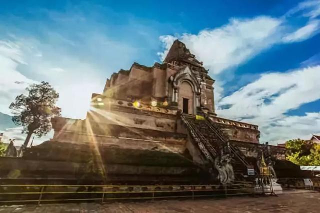 护照免签落地签国家和地区一览表,最值得去的免签落地签国家