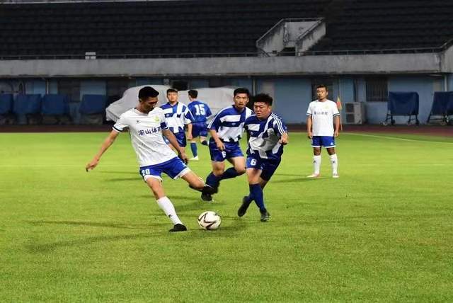 都江堰星耀杯足球,2024都江堰社区体育公开赛