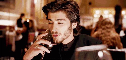 开红酒的正确方法木塞怎么拿下来,开红酒的正确方法视频教程