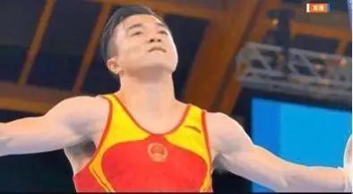 “眼瞎”裁判,有勇气看刘洋的眼神吗