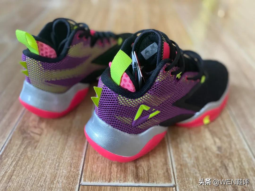 谁还管得住匹克逆天的步伐啊！前后不同中底配置的实战鞋了解一下