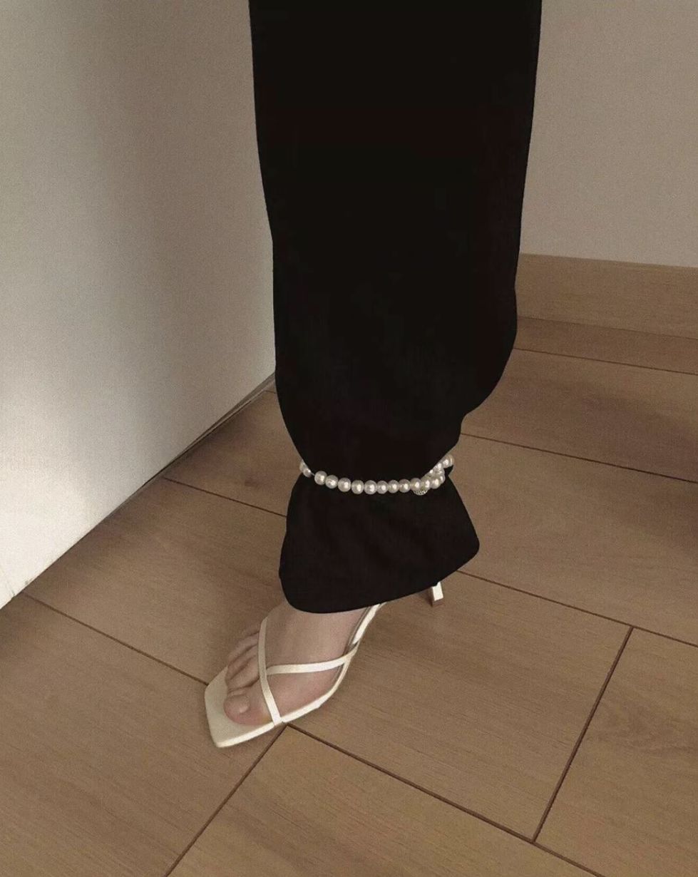 我太太太难了！项链戴在脖子上还做错了？