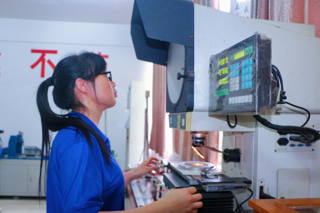 九江热土心中爱，古稀之年尚年轻