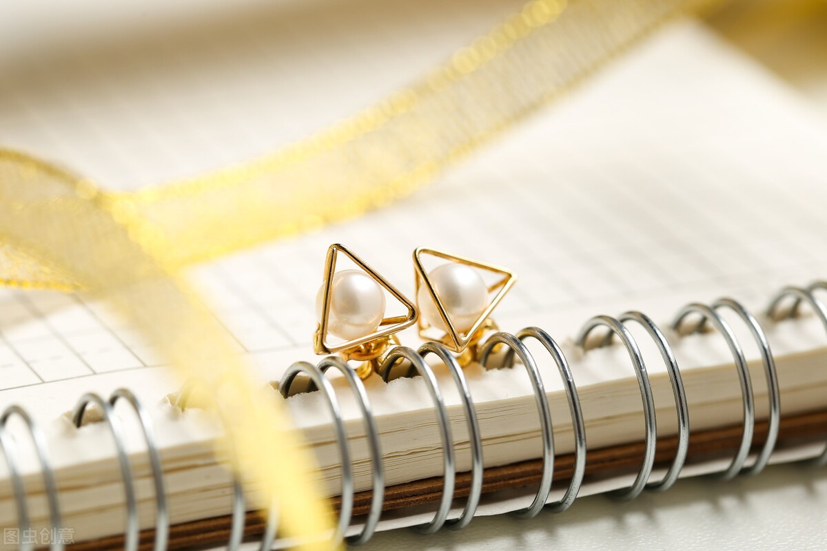 所有的饰品都是珍珠文案,你要的美容小店文案