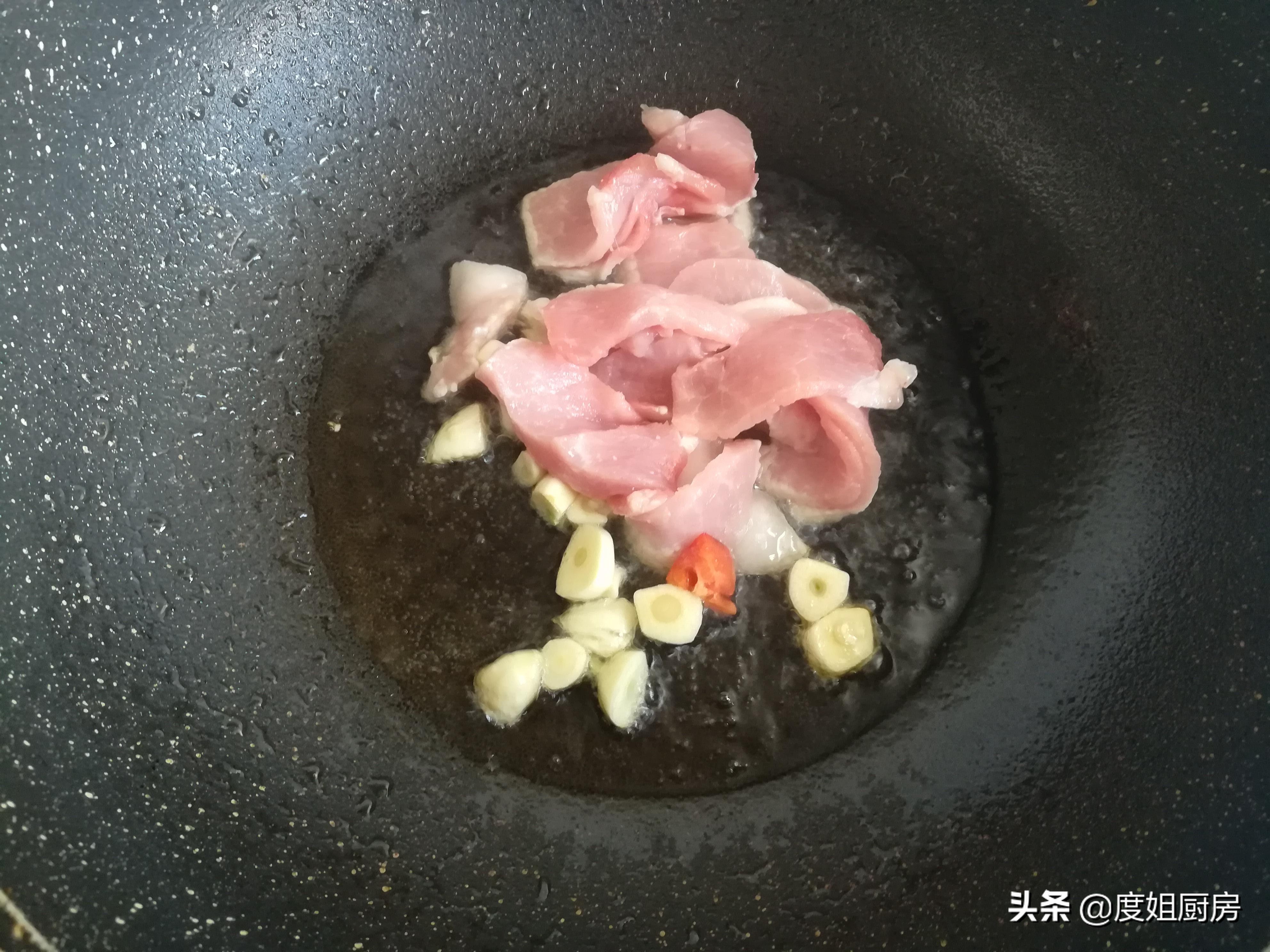 怎样做才能让锅不粘,怎么让锅炒菜不粘锅底